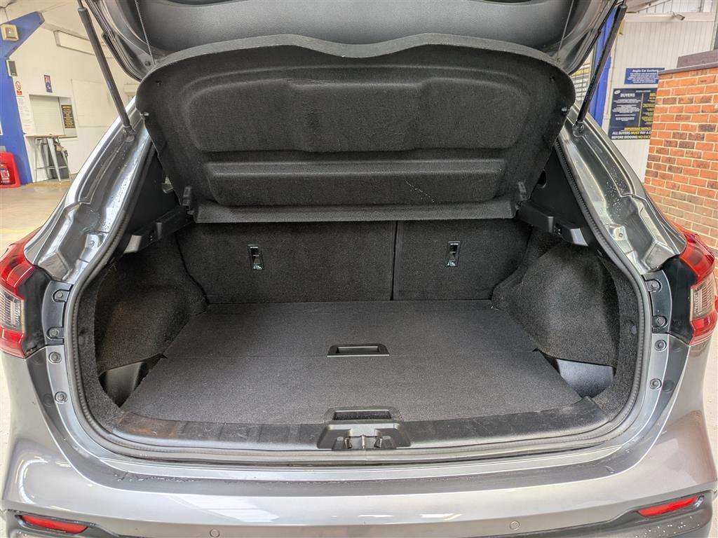 <p>2018 NISSAN QASHQAI TEKNA DCI</p>