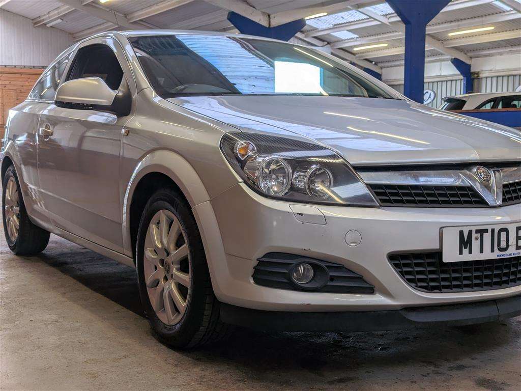 <p>2010 VAUXHALL ASTRA EXCLUSIV 113</p>