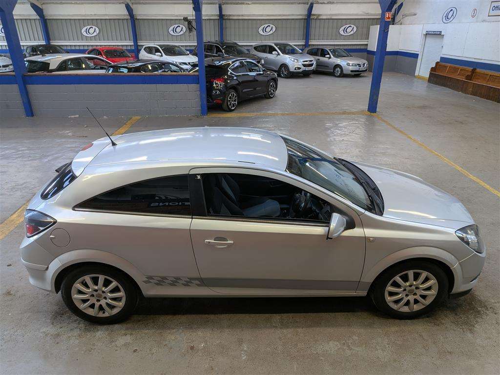 <p>2010 VAUXHALL ASTRA EXCLUSIV 113</p>