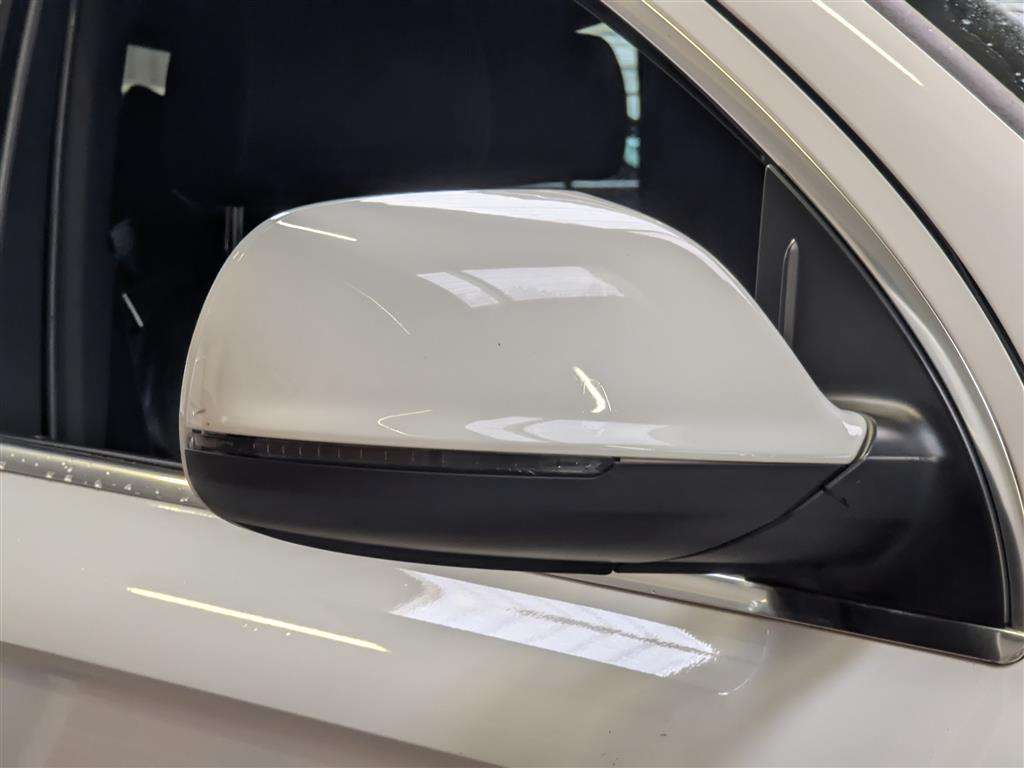 <p>2011 AUDI Q7 S LINE TDI 245 QUATTRO</p>