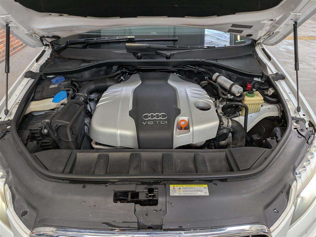 <p>2011 AUDI Q7 S LINE TDI 245 QUATTRO</p>