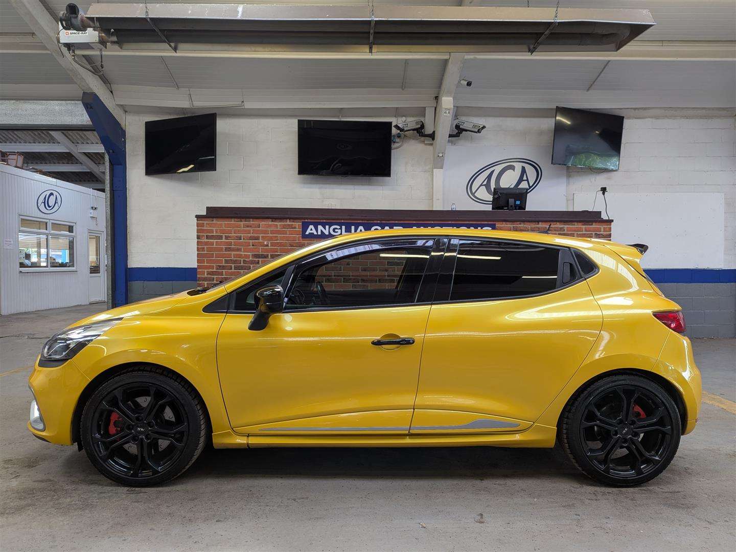 <p>2013 RENAULT CLIO RENAULTSPORT LUX AUT</p>