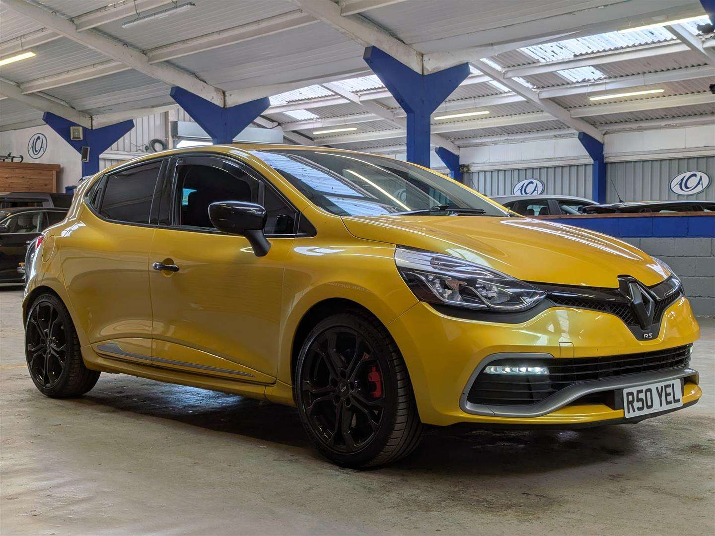 <p>2013 RENAULT CLIO RENAULTSPORT LUX AUT</p>