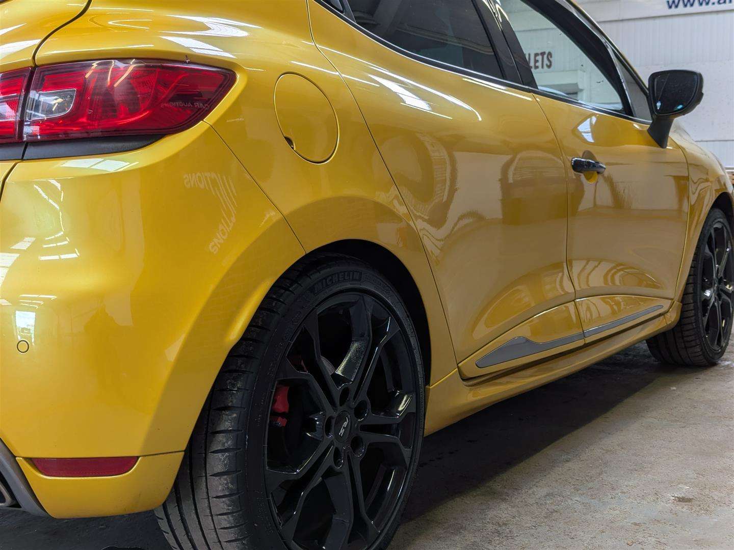 <p>2013 RENAULT CLIO RENAULTSPORT LUX AUT</p>