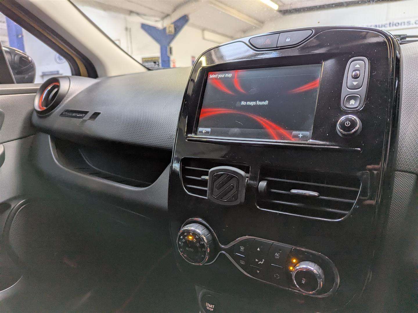 <p>2013 RENAULT CLIO RENAULTSPORT LUX AUT</p>