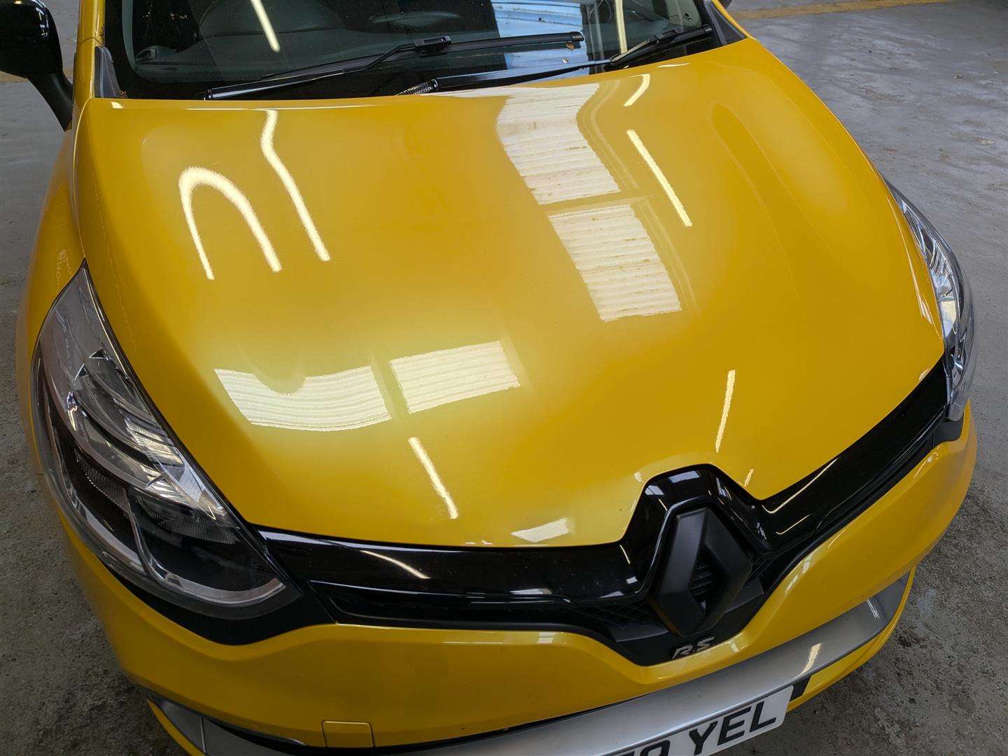 <p>2013 RENAULT CLIO RENAULTSPORT LUX AUT</p>