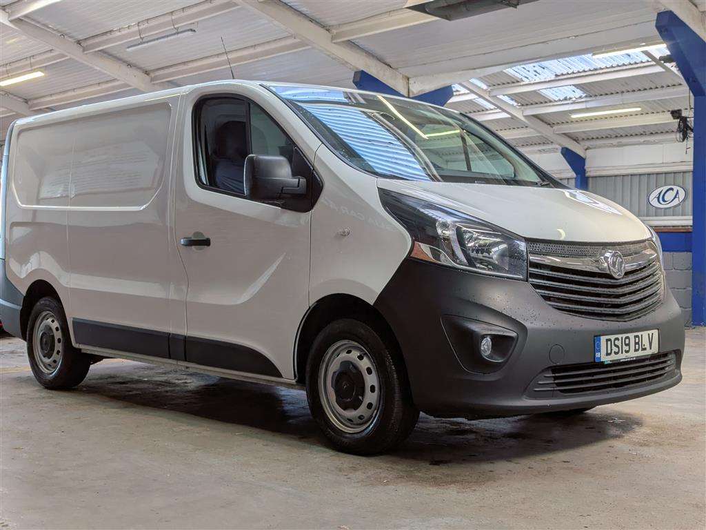 <p>2019 VAUXHALL VIVARO 2900 CDTI</p>