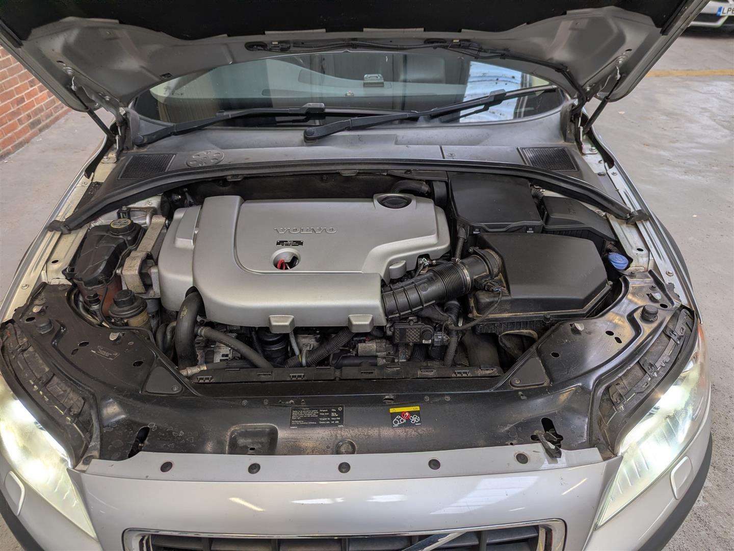 <p>2009 VOLVO XC70 SE LUX D5 A</p>