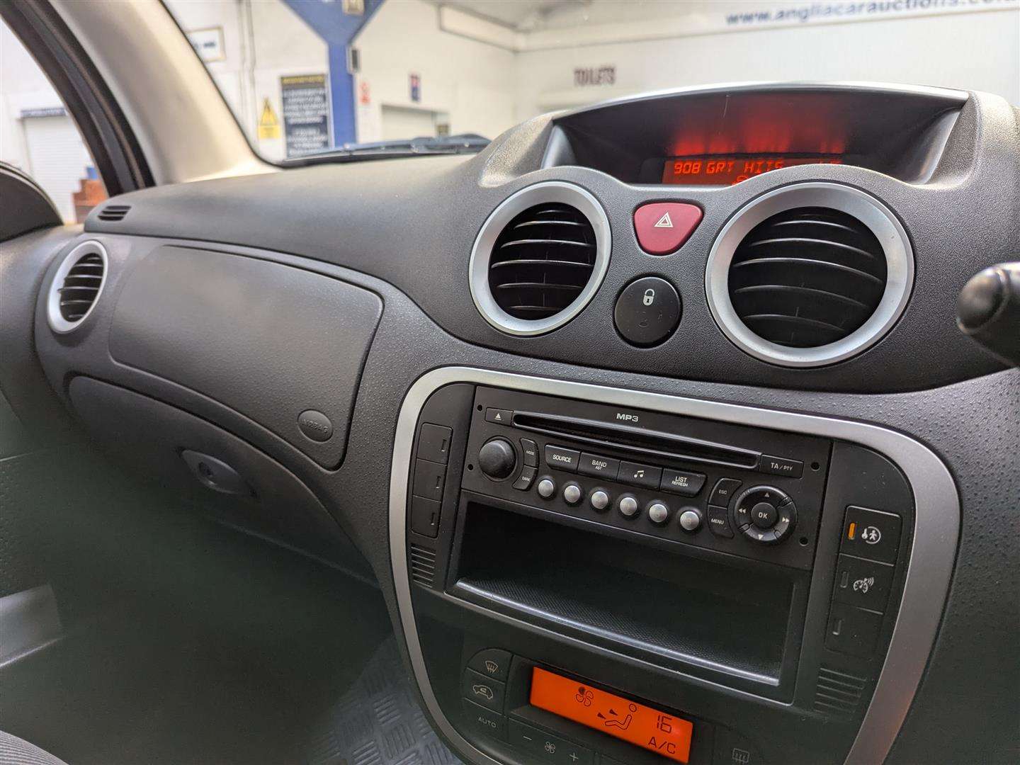 <p>2007 CITROEN C3 SX AUTO</p>