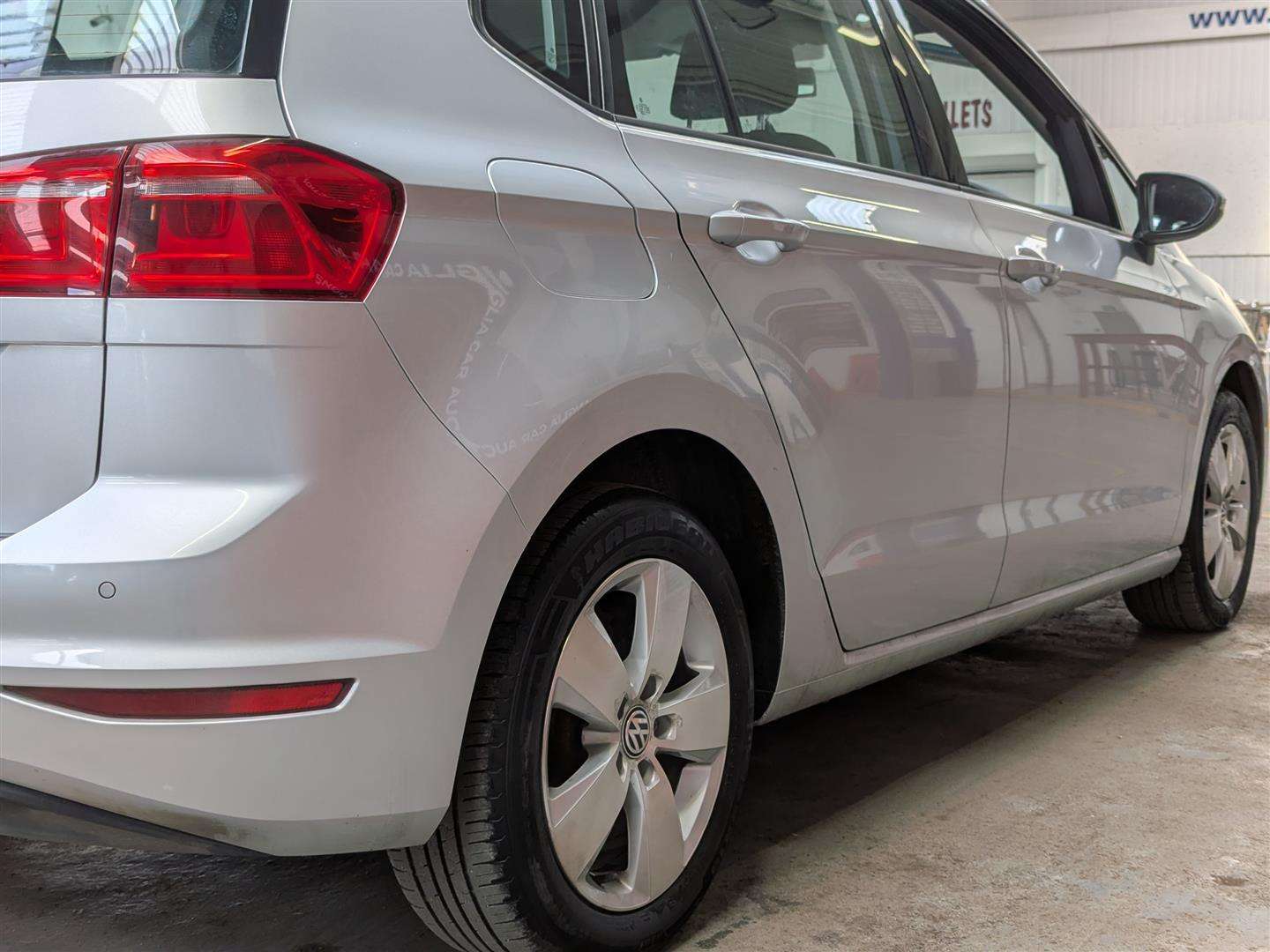 <p>2015 VOLKSWAGEN GOLF SV SE TDI</p>