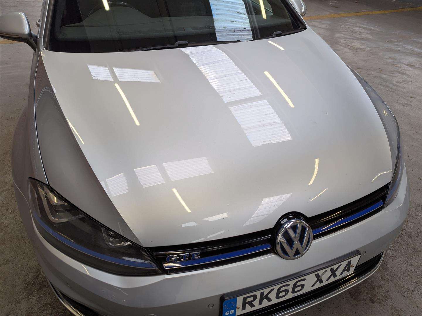 <p>2016 VOLKSWAGEN GOLF GTE S-A</p>