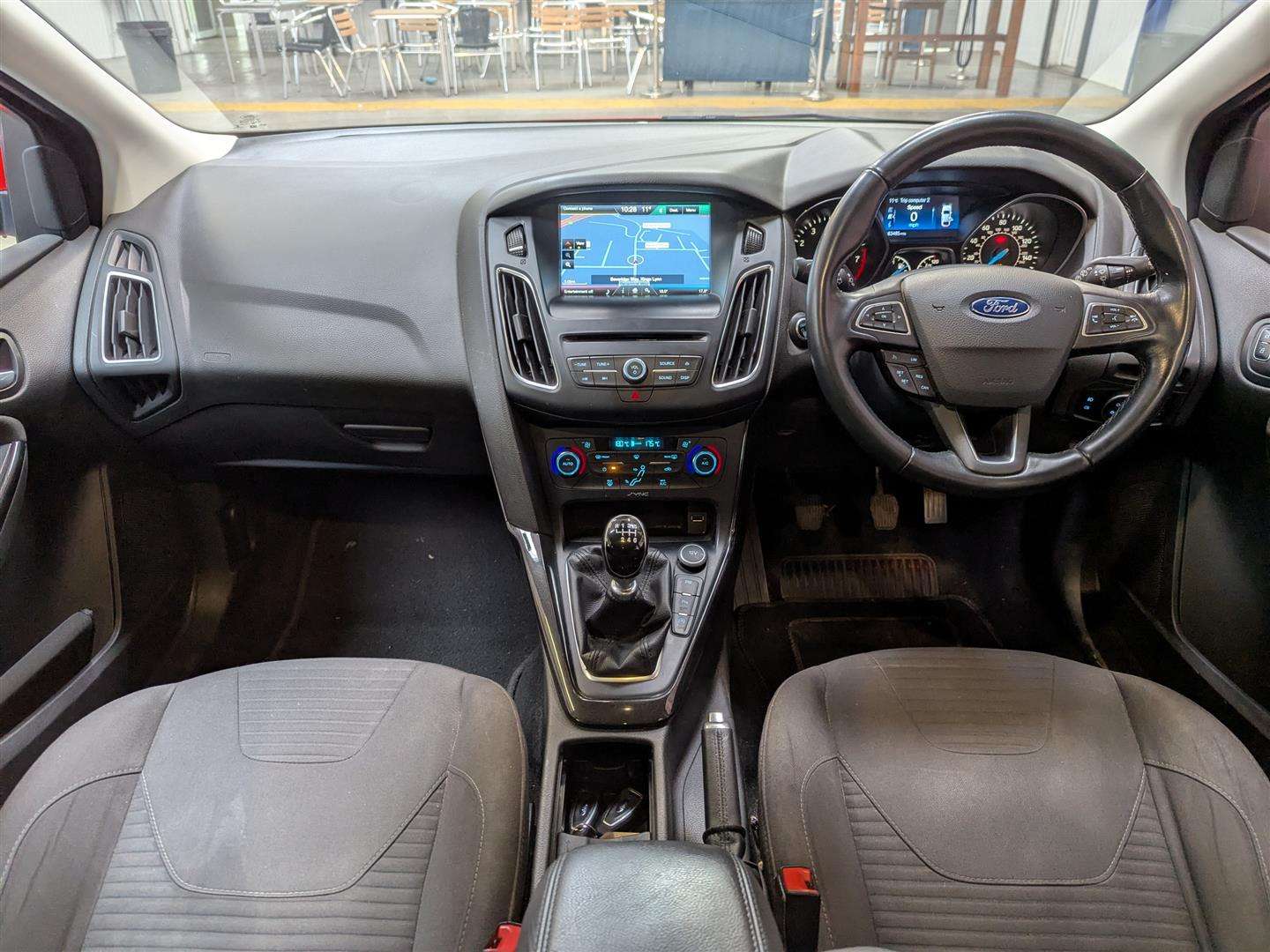 <p>2015 FORD FOCUS TITANIUM</p>