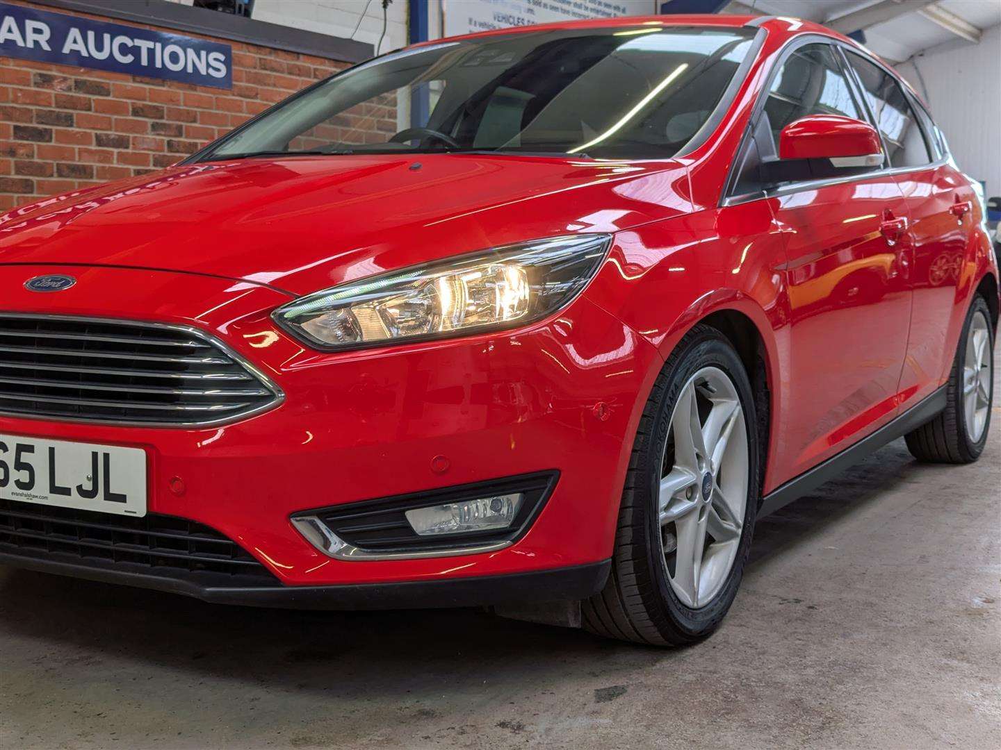 <p>2015 FORD FOCUS TITANIUM</p>