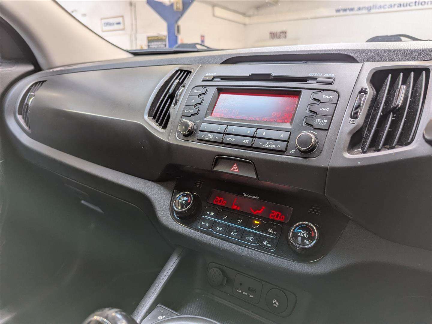 <p>2012 KIA SPORTAGE 3 CRDI</p>