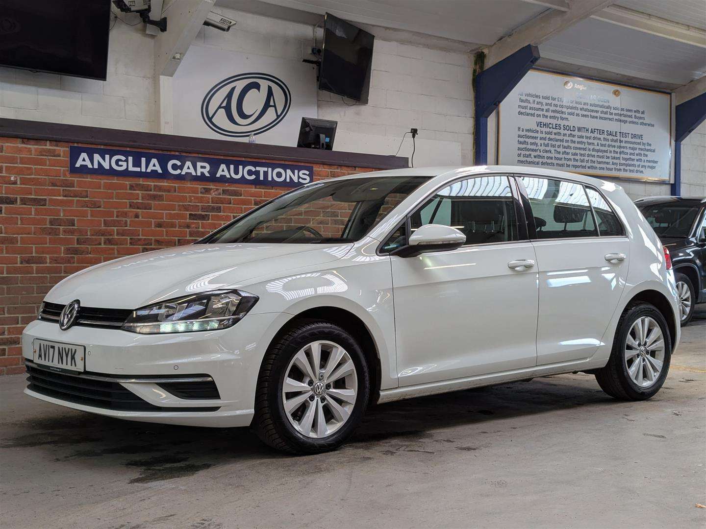 <p>2017 VOLKSWAGEN GOLF SE NAVIGATION TDI BM</p>