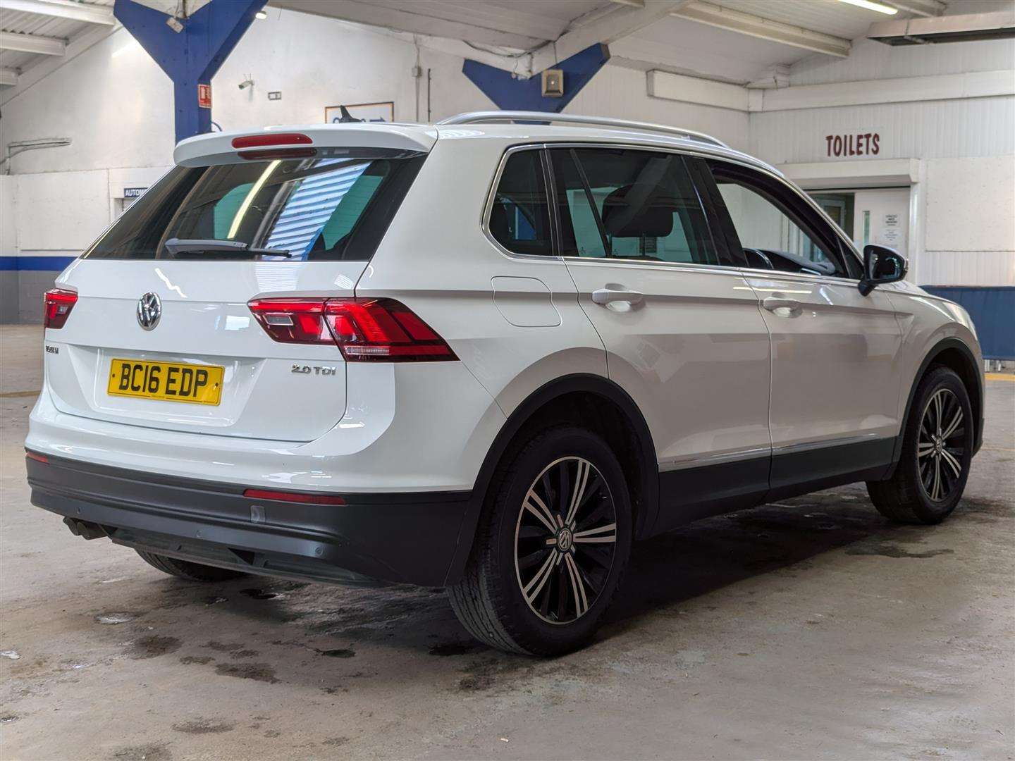 <p>2016 VOLKSWAGEN TIGUAN SE NAV TDI BMT</p>
