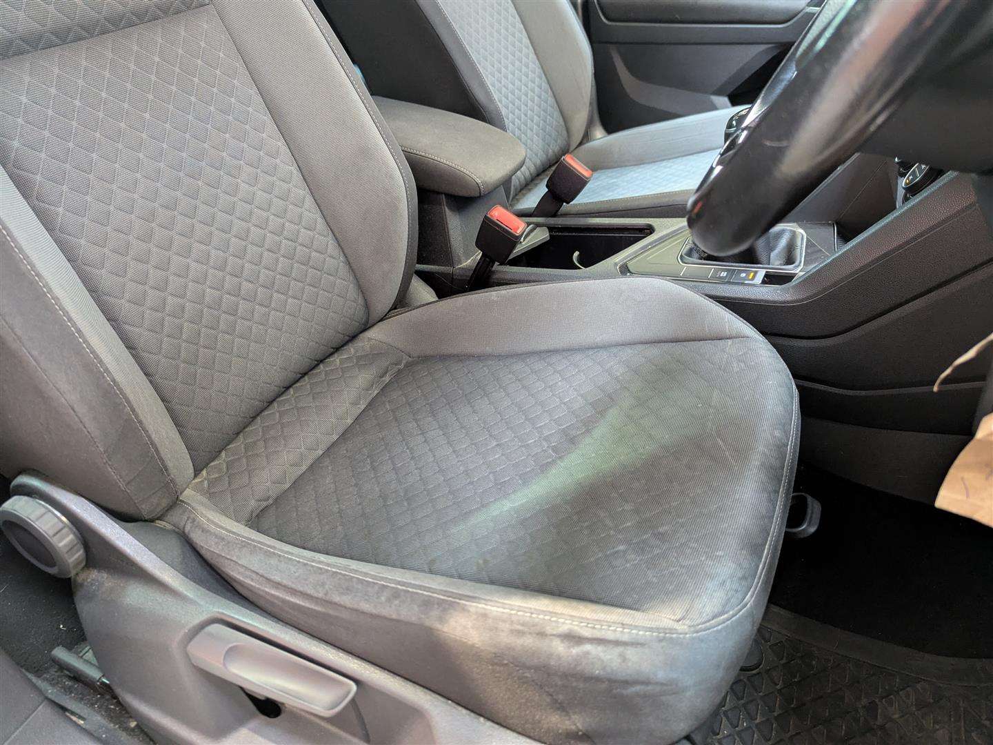 <p>2016 VOLKSWAGEN TIGUAN SE NAV TDI BMT</p>