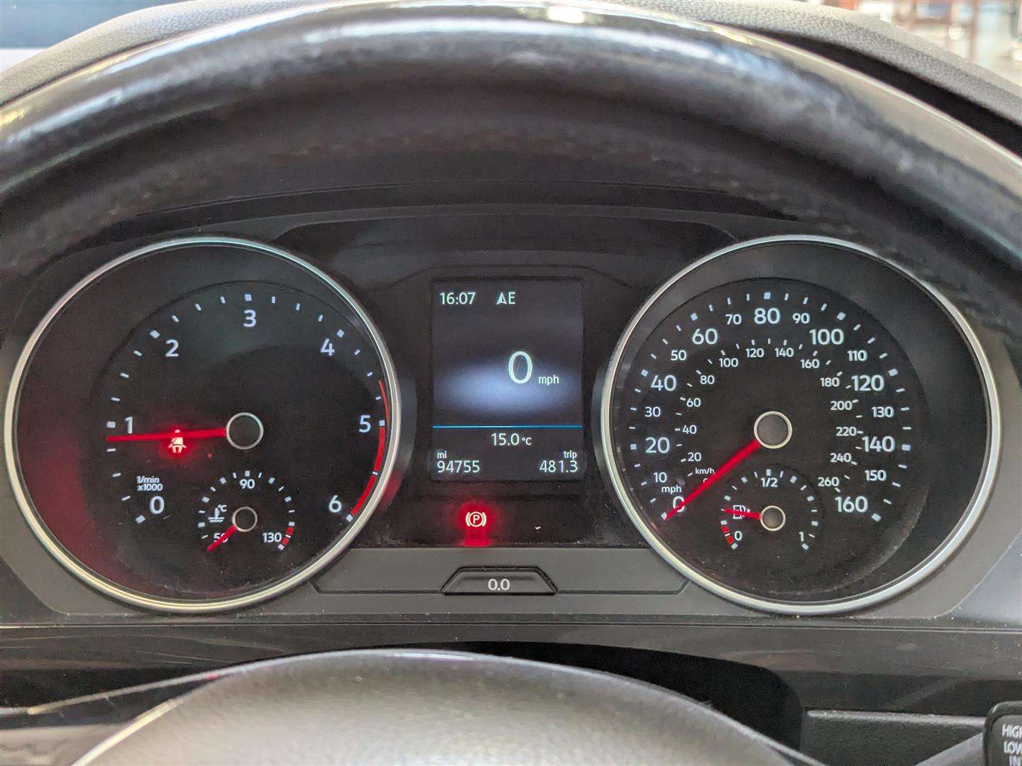 <p>2016 VOLKSWAGEN TIGUAN SE NAV TDI BMT</p>