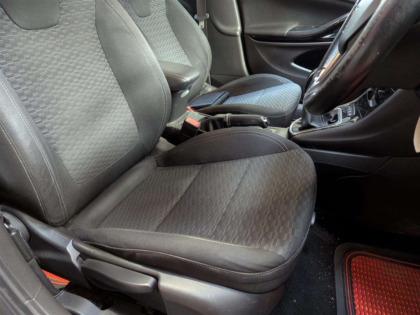 <p>2016 VAUXHALL ASTRA SRI NAV ECOFLEX S/S</p>