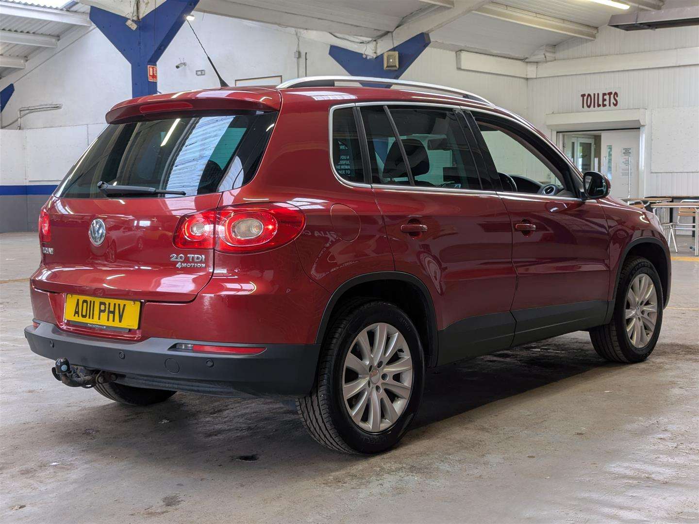 <p>2011 VOLKSWAGEN TIGUAN MATCH TDI 4MOT S-A</p>