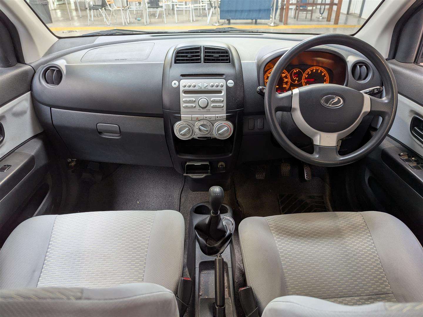 <p>2010 PERODUA MYVI SXI</p>