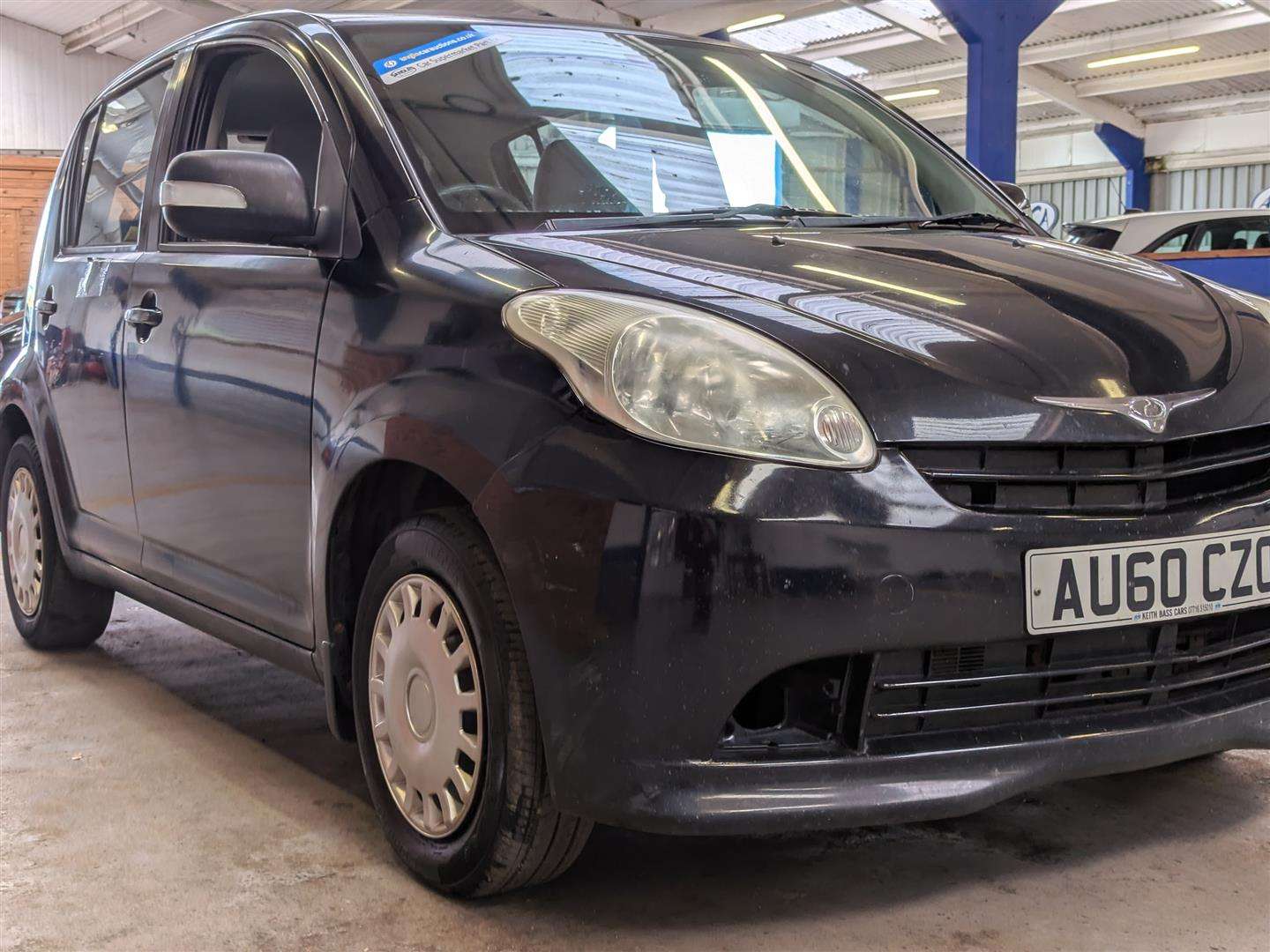 <p>2010 PERODUA MYVI SXI</p>