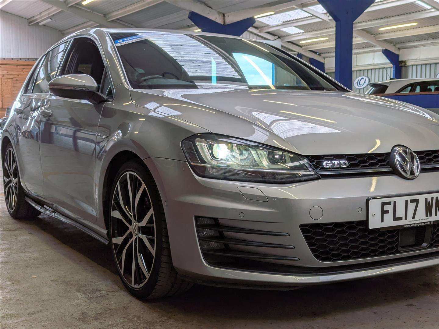 <p>2017 VOLKSWAGEN GOLF GTD S-A</p>