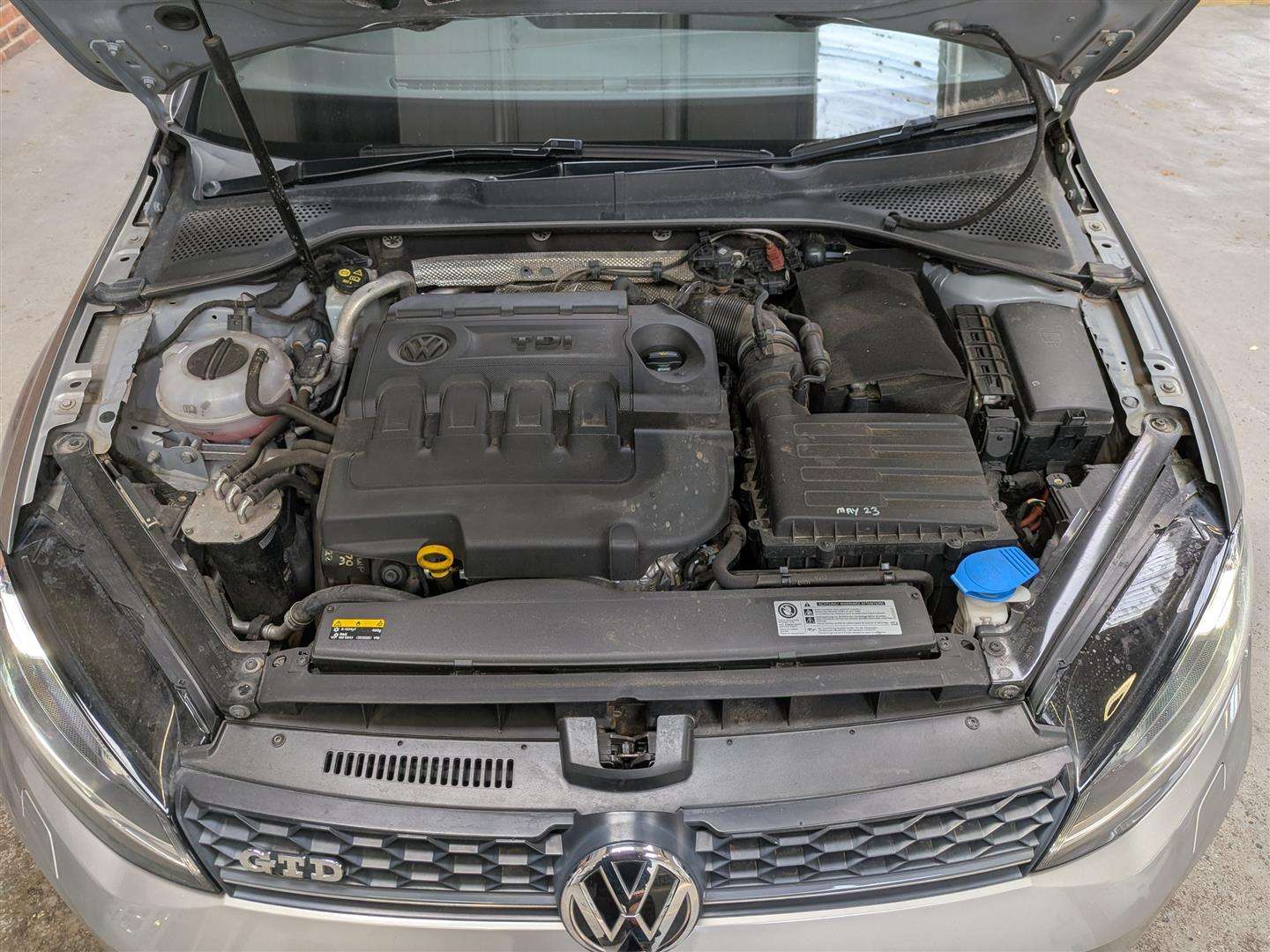 <p>2017 VOLKSWAGEN GOLF GTD S-A</p>