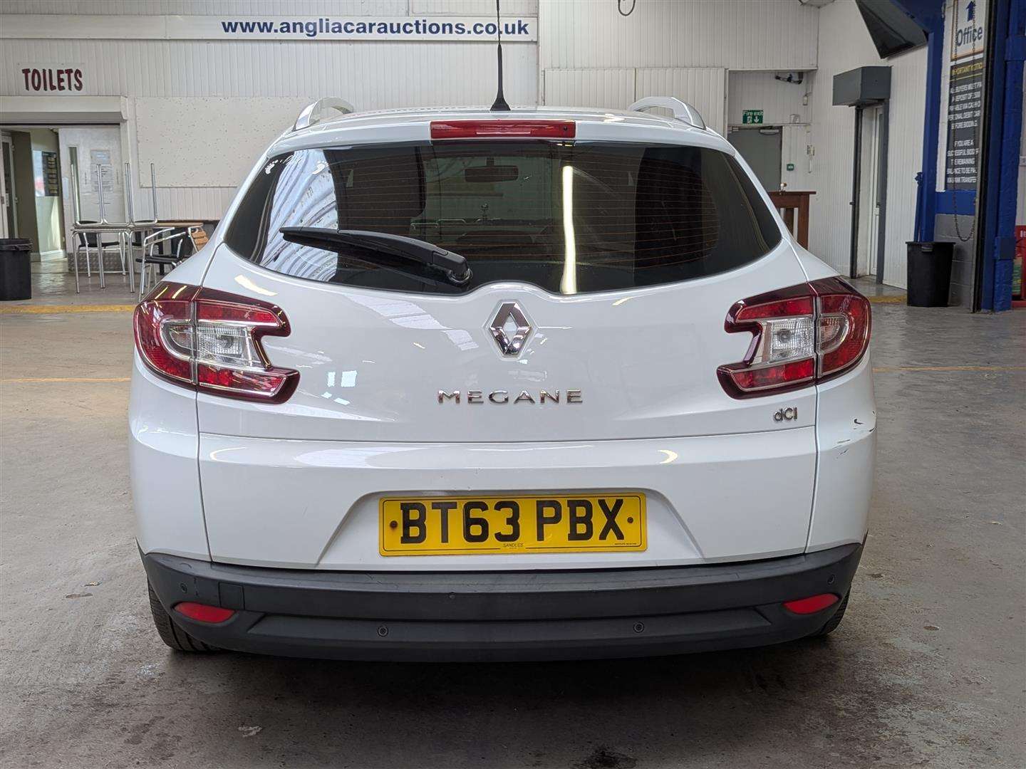 <p>2014 RENAULT MEGANE EXPR-N + ENERGY DC</p>