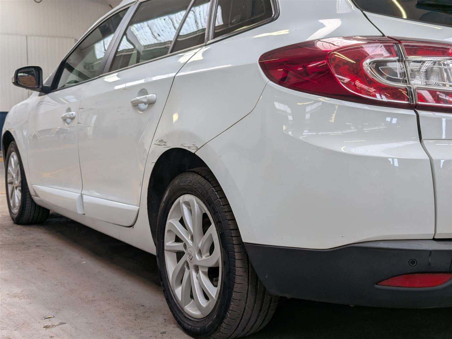 <p>2014 RENAULT MEGANE EXPR-N + ENERGY DC</p>