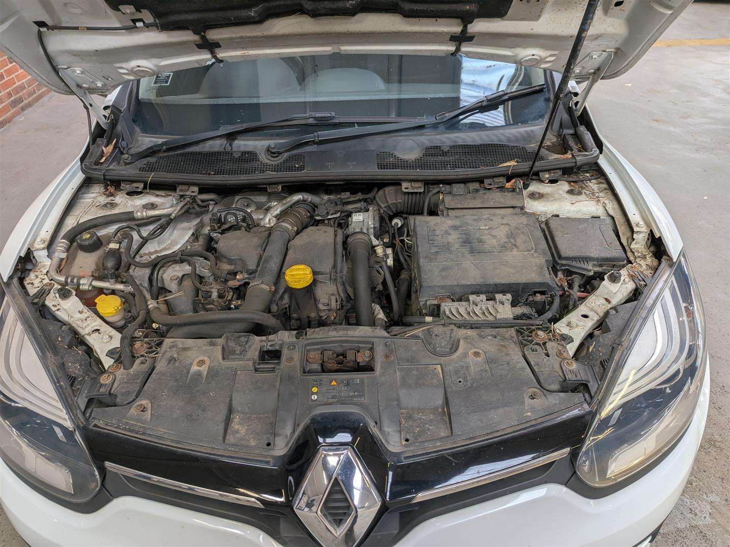<p>2014 RENAULT MEGANE EXPR-N + ENERGY DC</p>