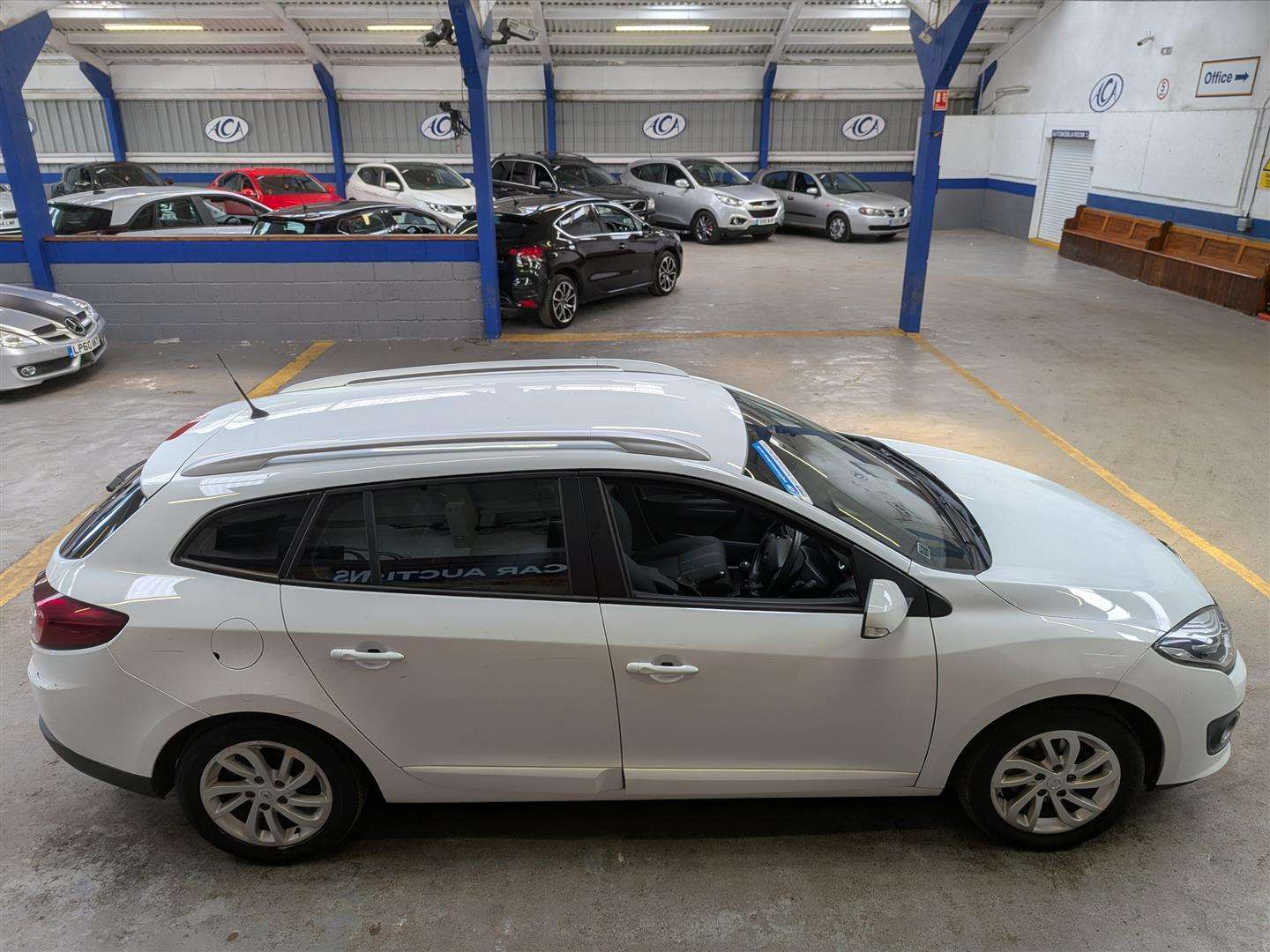 <p>2014 RENAULT MEGANE EXPR-N + ENERGY DC</p>