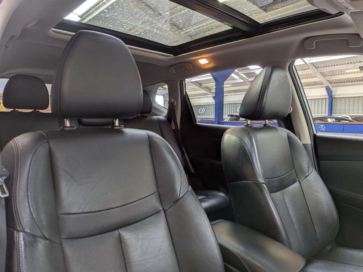<p>2015 NISSAN X-TRAIL TEKNA DCI</p>