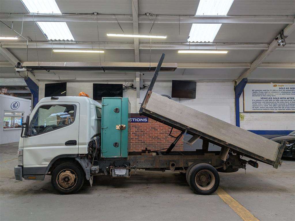 <p>2006 MITSUBISHI CANTER 35 3C13 MWB</p>