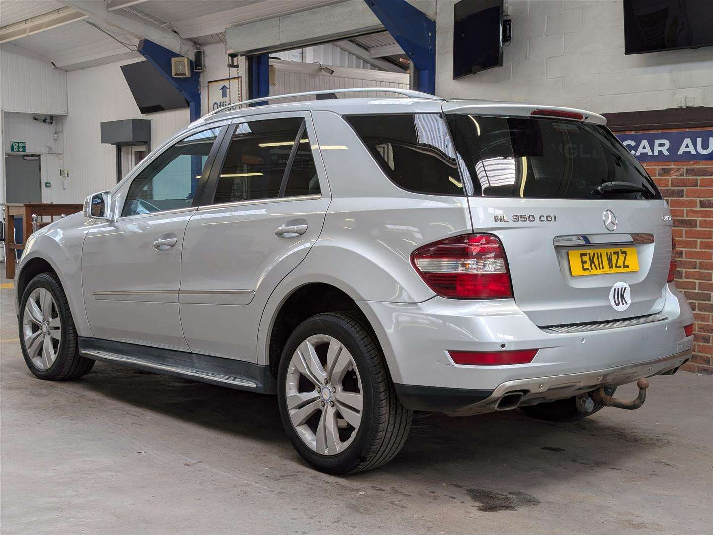<p>2011 MERCEDES-BENZ ML350 SPT CDI BLUEEF-CY A</p>