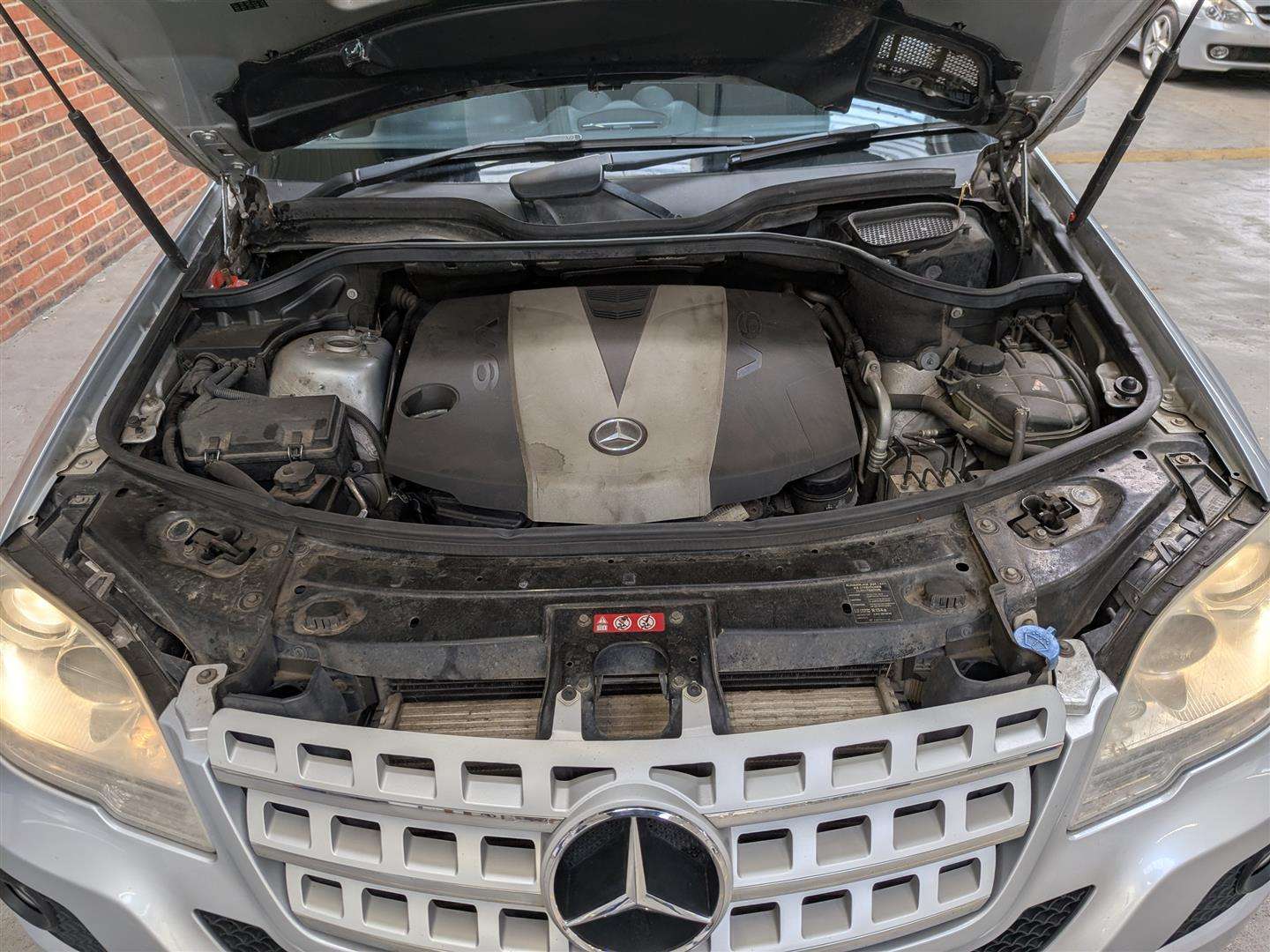 <p>2011 MERCEDES-BENZ ML350 SPT CDI BLUEEF-CY A</p>