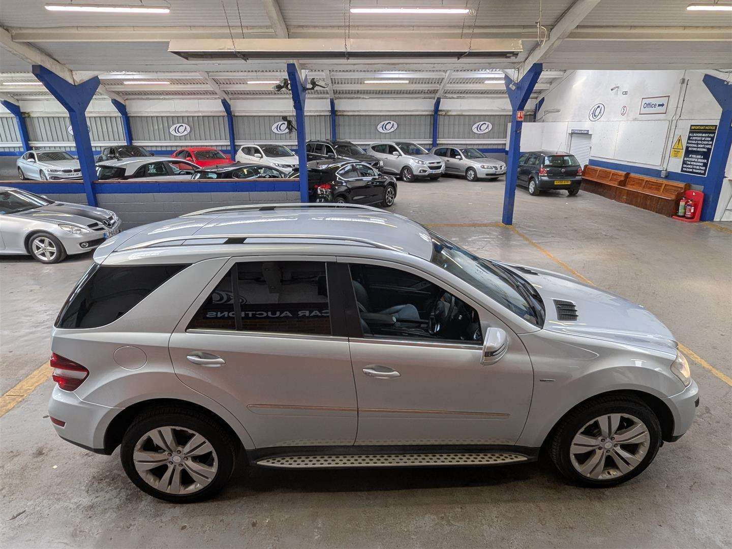 <p>2011 MERCEDES-BENZ ML350 SPT CDI BLUEEF-CY A</p>