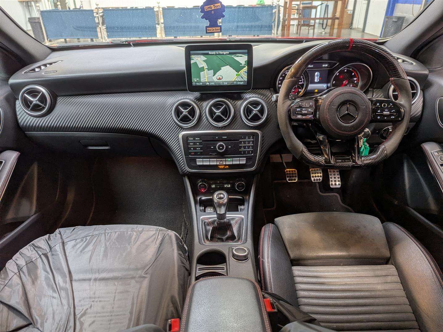 <p>2016 MERCEDES-BENZ A 200 D AMG LINE</p>