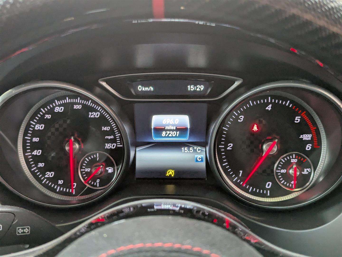 <p>2016 MERCEDES-BENZ A 200 D AMG LINE</p>