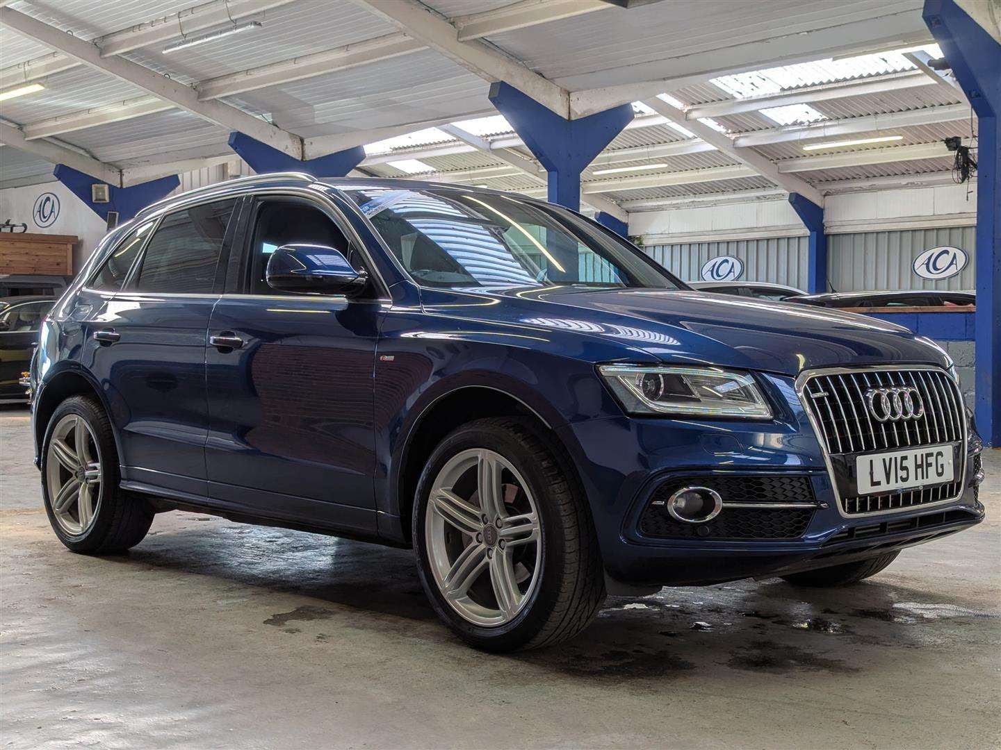 <p>2015 AUDI Q5 S LINE + TFSI QUATTRO</p>