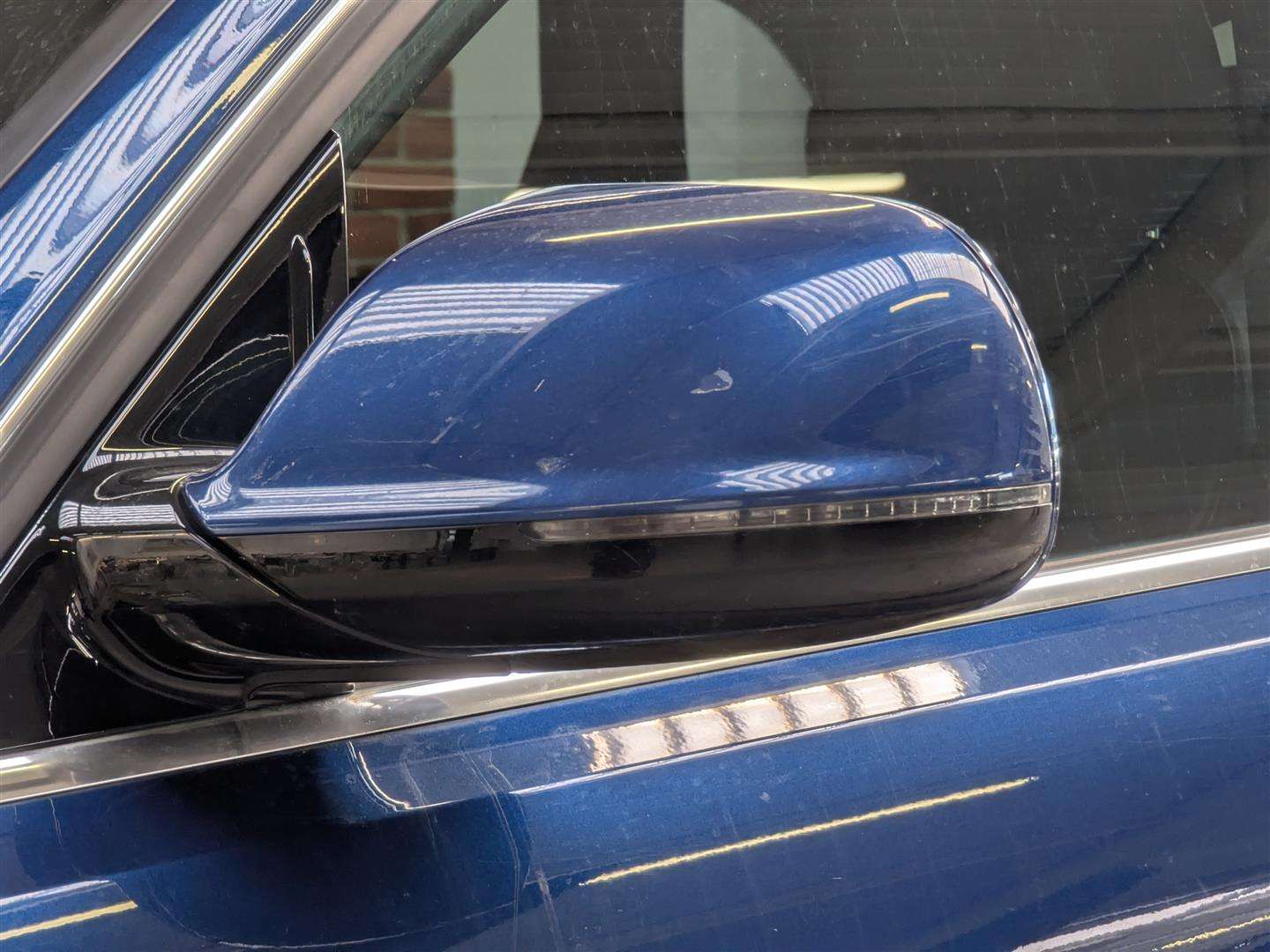 <p>2015 AUDI Q5 S LINE + TFSI QUATTRO</p>
