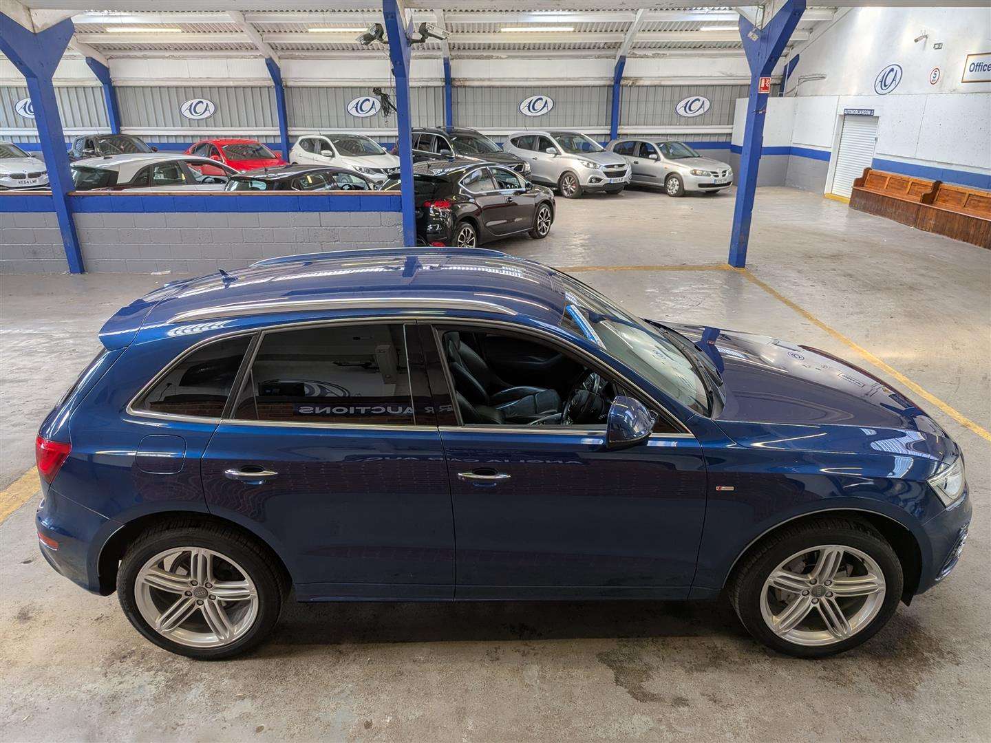 <p>2015 AUDI Q5 S LINE + TFSI QUATTRO</p>