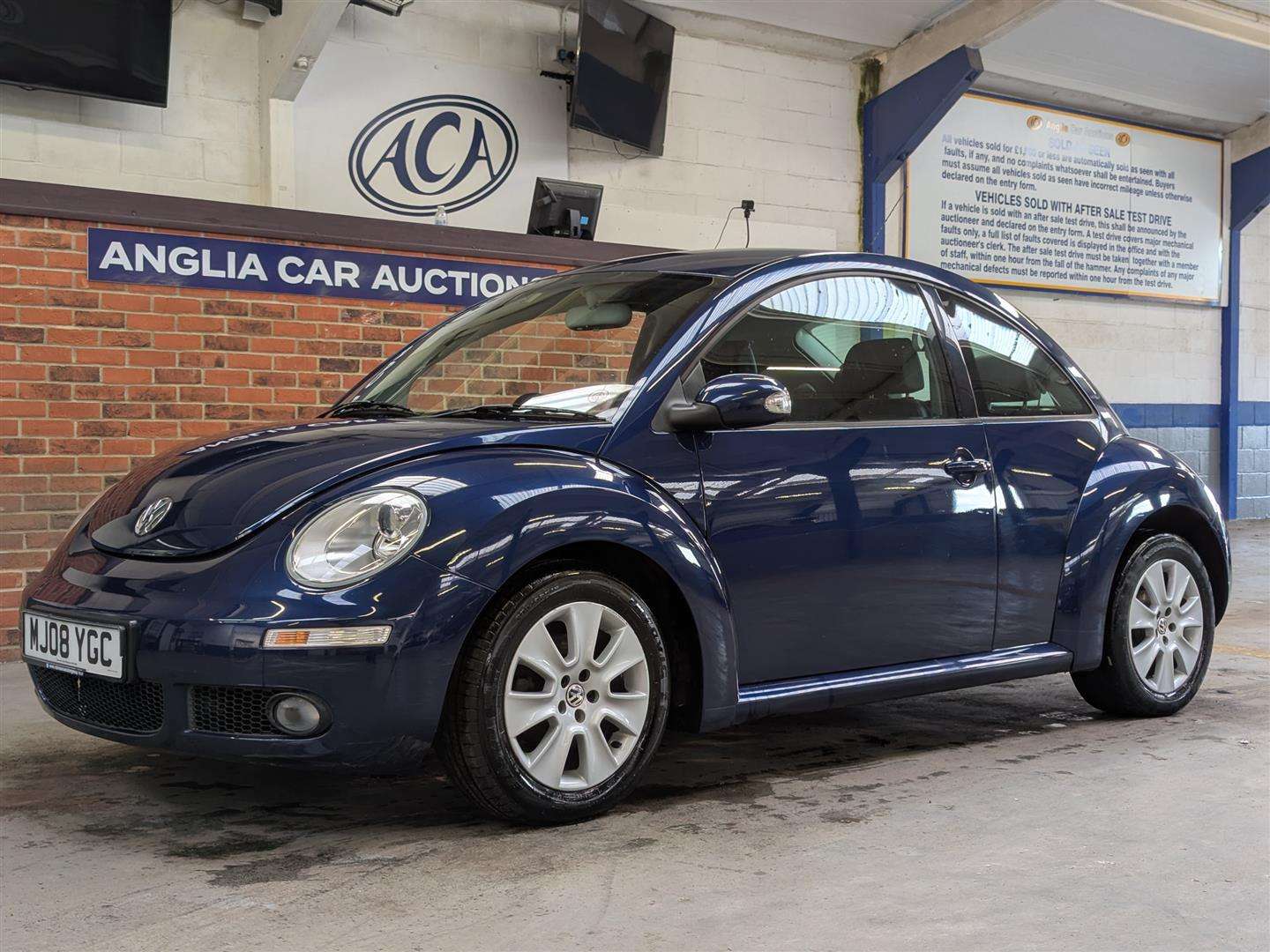 <p>2008 VOLKSWAGEN BEETLE</p>