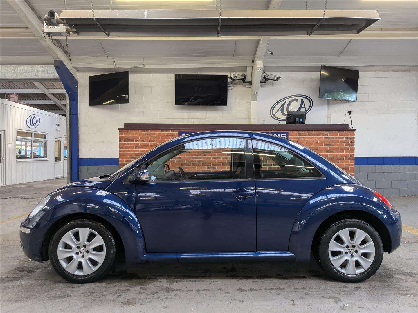 <p>2008 VOLKSWAGEN BEETLE</p>