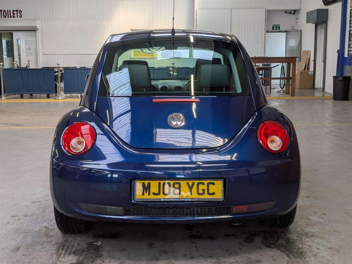 <p>2008 VOLKSWAGEN BEETLE</p>