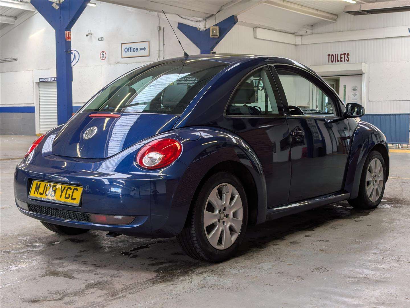 <p>2008 VOLKSWAGEN BEETLE</p>