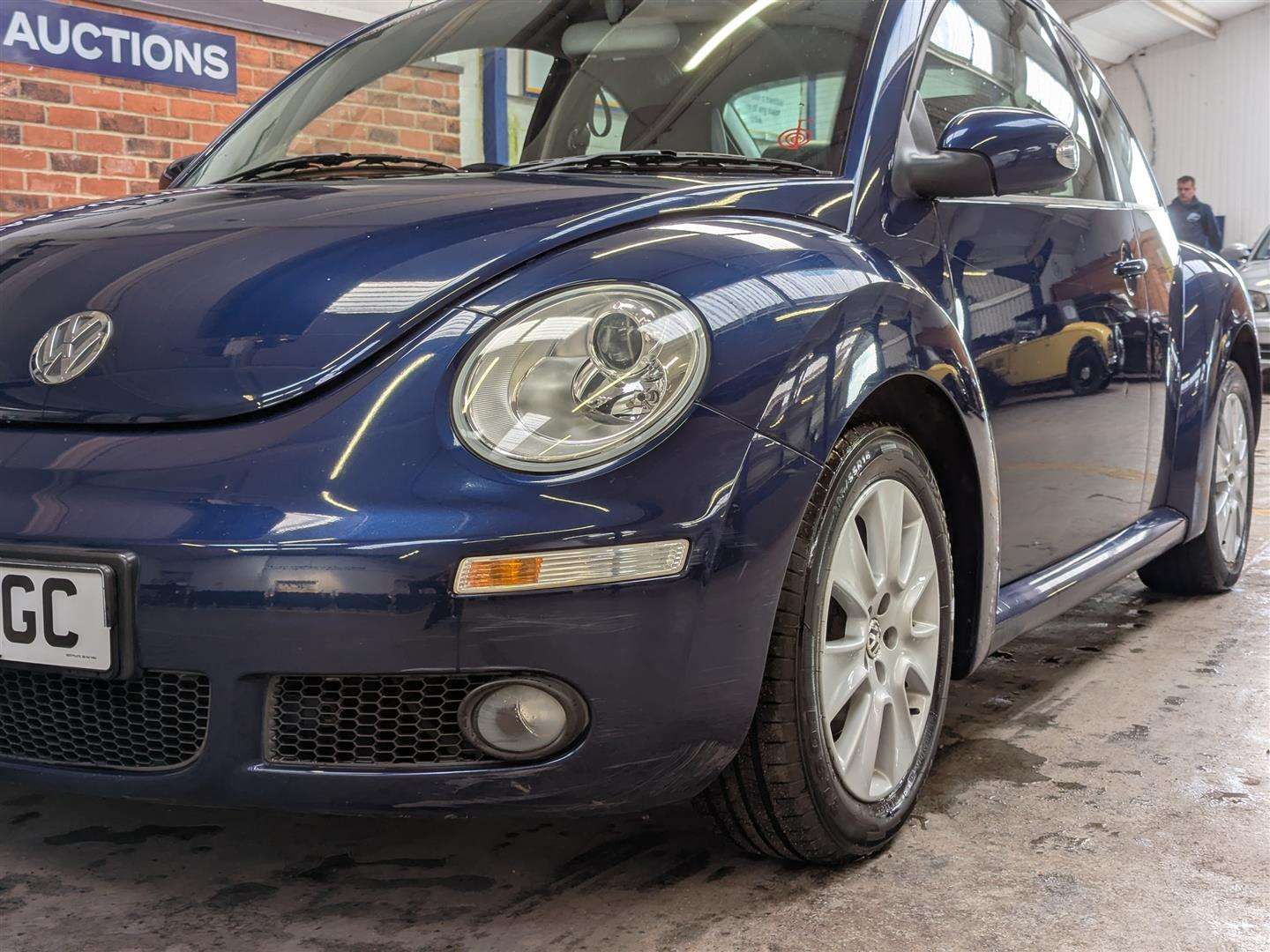 <p>2008 VOLKSWAGEN BEETLE</p>