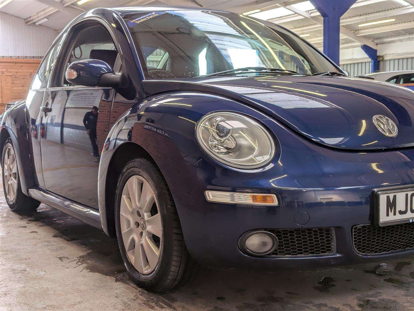 <p>2008 VOLKSWAGEN BEETLE</p>