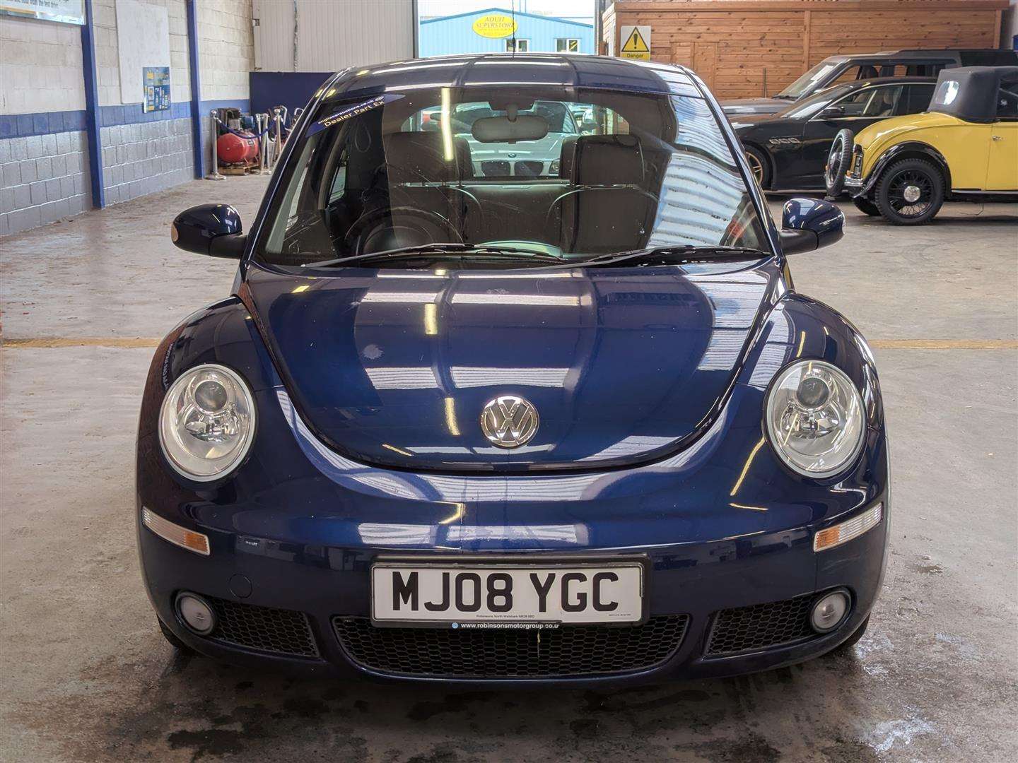 <p>2008 VOLKSWAGEN BEETLE</p>