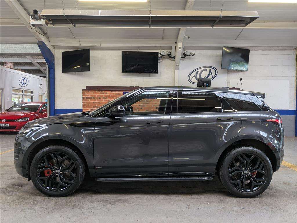 <p>2019 LAND ROVER RANGE ROVER EVOQUE R-DYN</p>